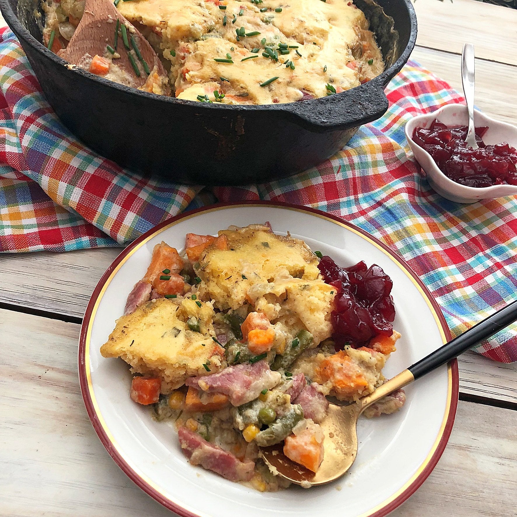DEEP DISH COUNTRY HAM POT PIE WITH CORNBREAD TOPPING